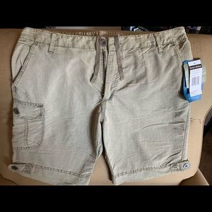 Lightweight woman’s shorts. NEVER WORN; tags on!